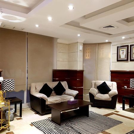 艾尔穆汉纳广场酒店 Salmiya 外观 照片