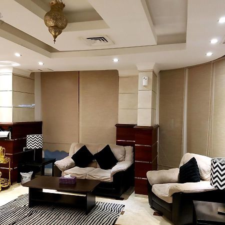 艾尔穆汉纳广场酒店 Salmiya 外观 照片
